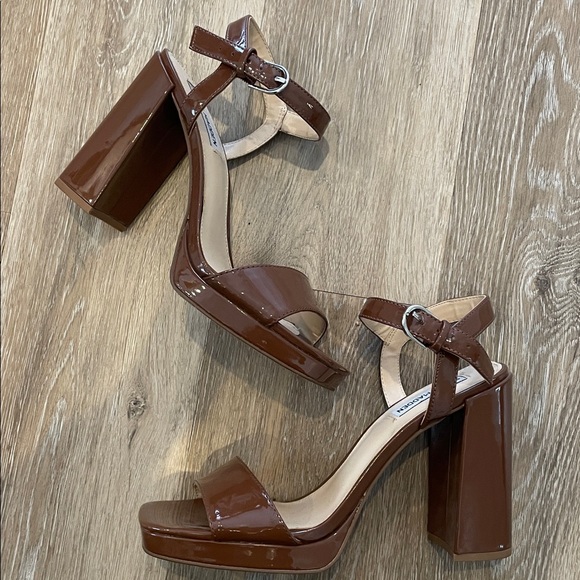 Steve Madden Shoes - Steve Madden Persepolis Patent Block Heel Sandals